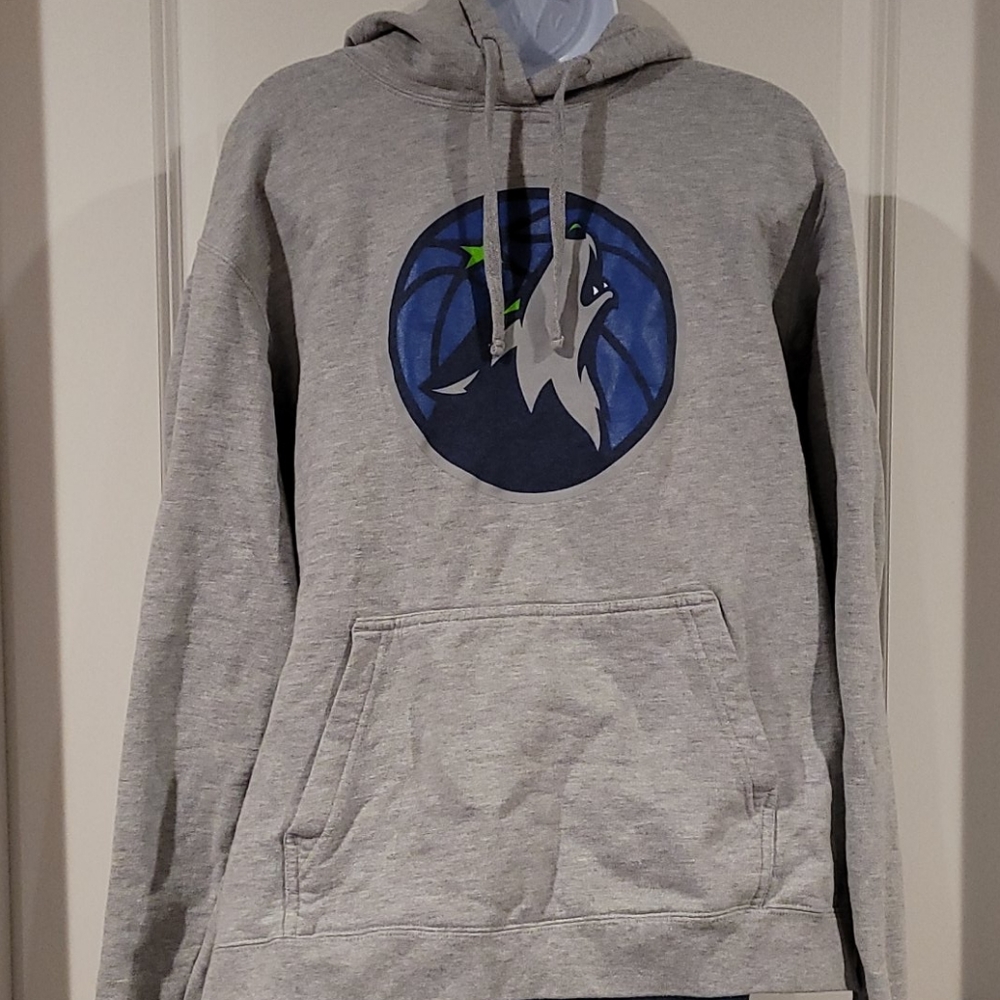 Minnesota Timberwolves grey hoodie